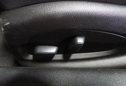 2021 Chevrolet Camaro - Image 40