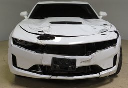 2021 Chevrolet Camaro - Image 12