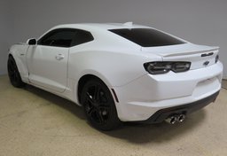 2021 Chevrolet Camaro - Image 7