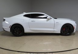 2021 Chevrolet Camaro - Image 6