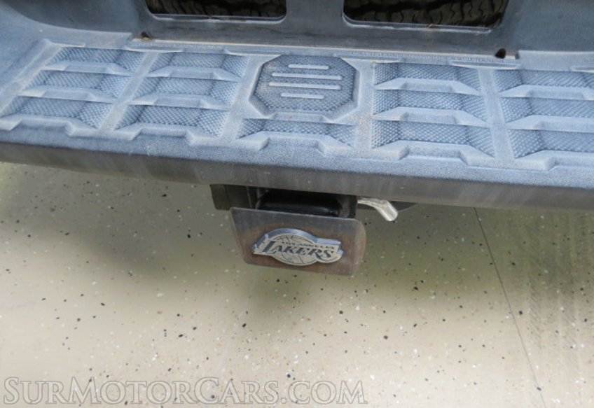 2017 Toyota Tacoma - Image 19