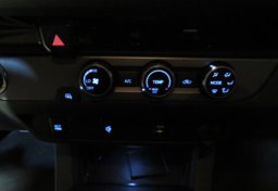 2017 Toyota Tacoma - Image 44