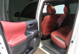 2017 Toyota Tacoma - Image 25