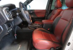 2017 Toyota Tacoma - Image 26