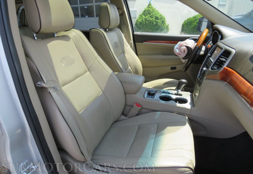 2012 Jeep Grand Cherokee - Image 24