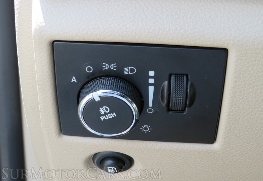 2012 Jeep Grand Cherokee - Image 36