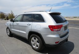 2012 Jeep Grand Cherokee - Image 8