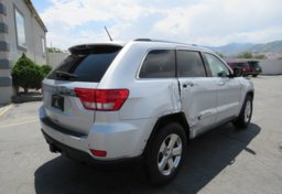 2012 Jeep Grand Cherokee - Image 7