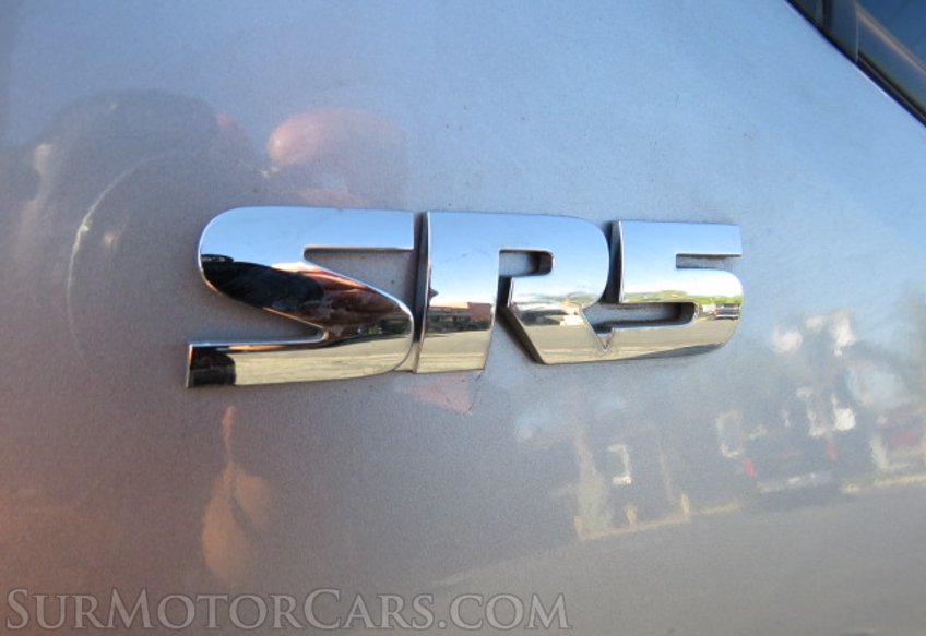 2020 Toyota Tacoma - Image 25