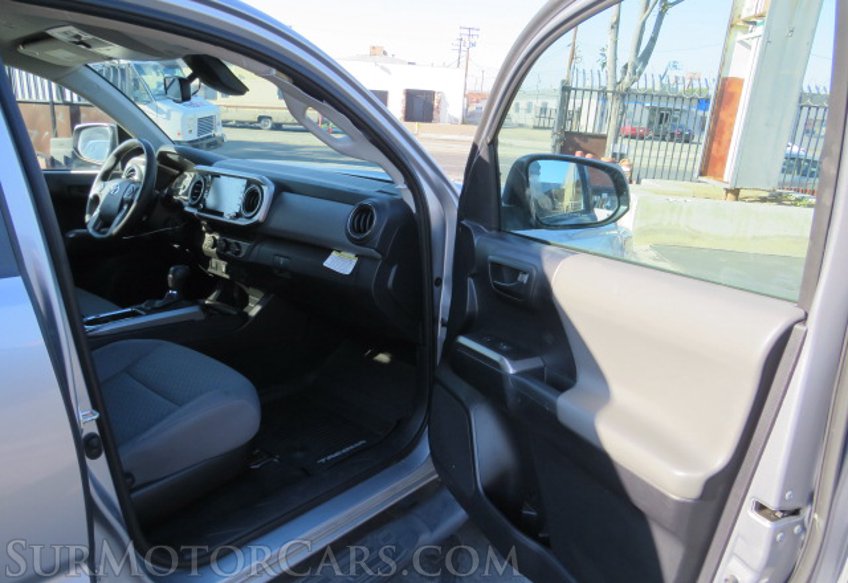 2020 Toyota Tacoma - Image 23