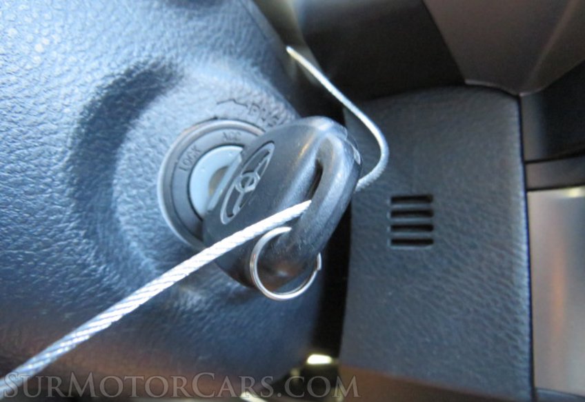 2020 Toyota Tacoma - Image 13