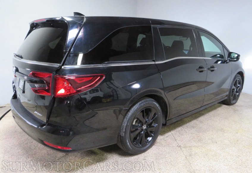 2023 Honda Odyssey - Image 5