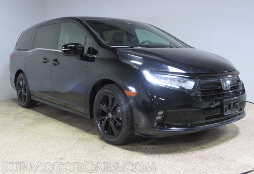 2023 Honda Odyssey - Image 3