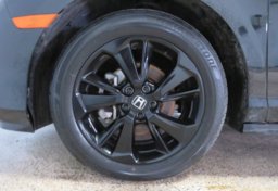 2023 Honda Odyssey - Image 17