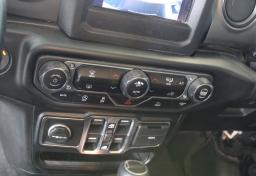 Thumbnail of 2020 Jeep Gladiator
