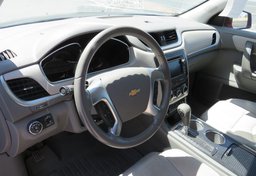 2017 Chevrolet Traverse - Image 19