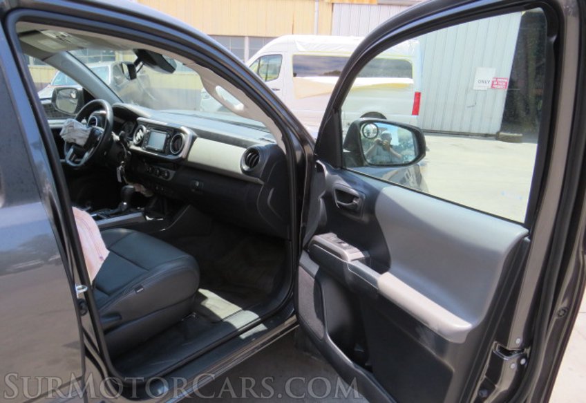 2018 Toyota Tacoma - Image 21