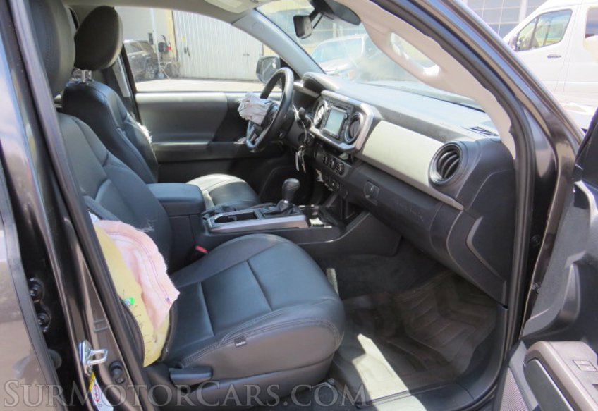 2018 Toyota Tacoma - Image 27