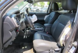 2018 Toyota Tacoma - Image 24