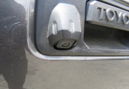 2018 Toyota Tacoma - Image 17