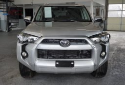 2016 Toyota 4Runner - Image 11