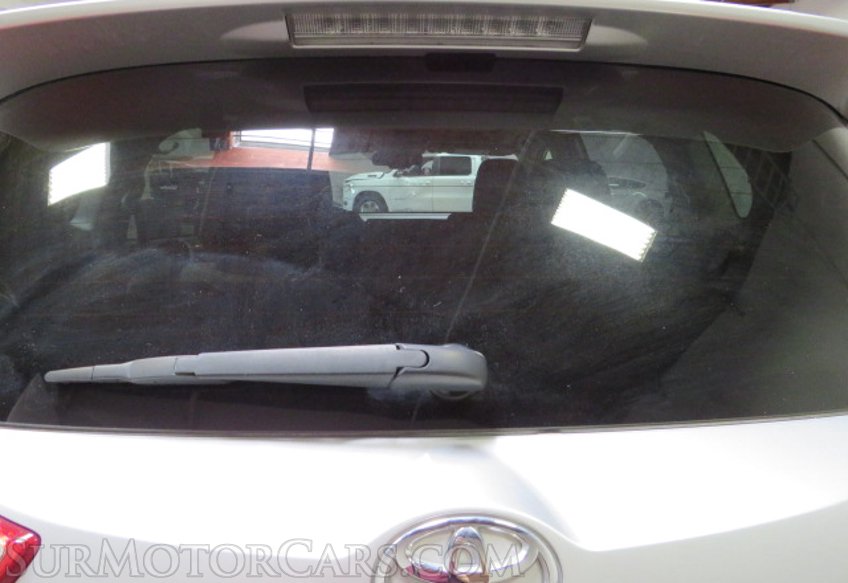 2015 Toyota RAV4 - Image 15