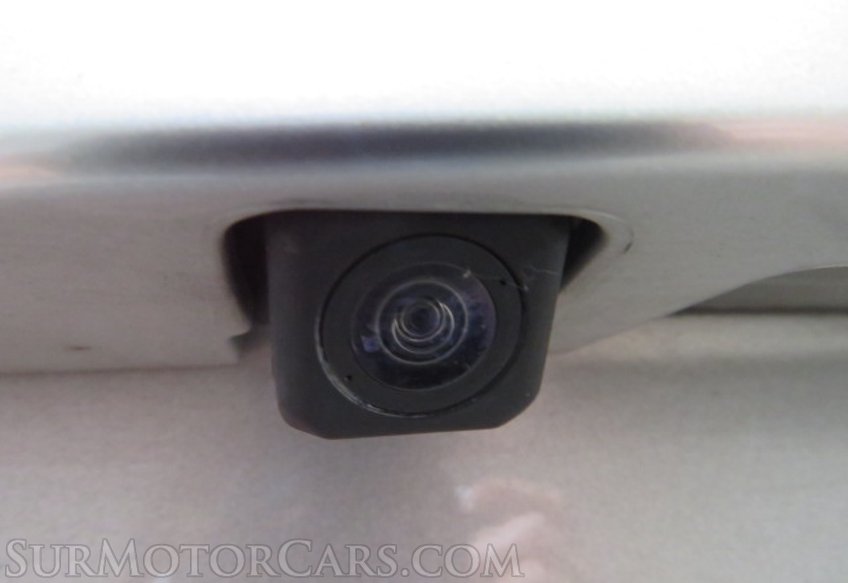 2015 Toyota RAV4 - Image 16