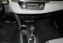 2015 Toyota RAV4 - Image 47