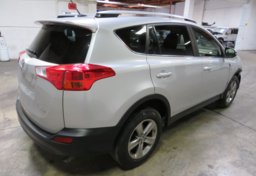2015 Toyota RAV4 - Image 8