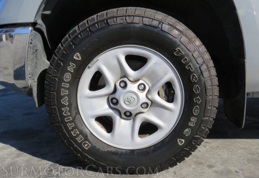 2019 Toyota Tundra - Image 17