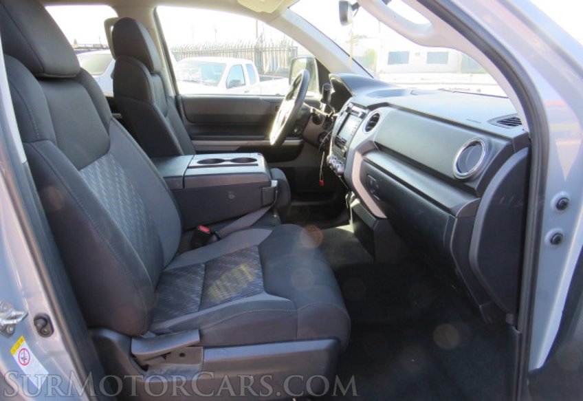 2019 Toyota Tundra - Image 23