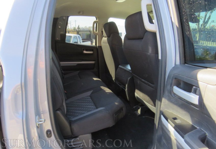 2019 Toyota Tundra - Image 27