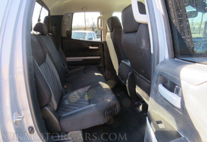 2019 Toyota Tundra - Image 29