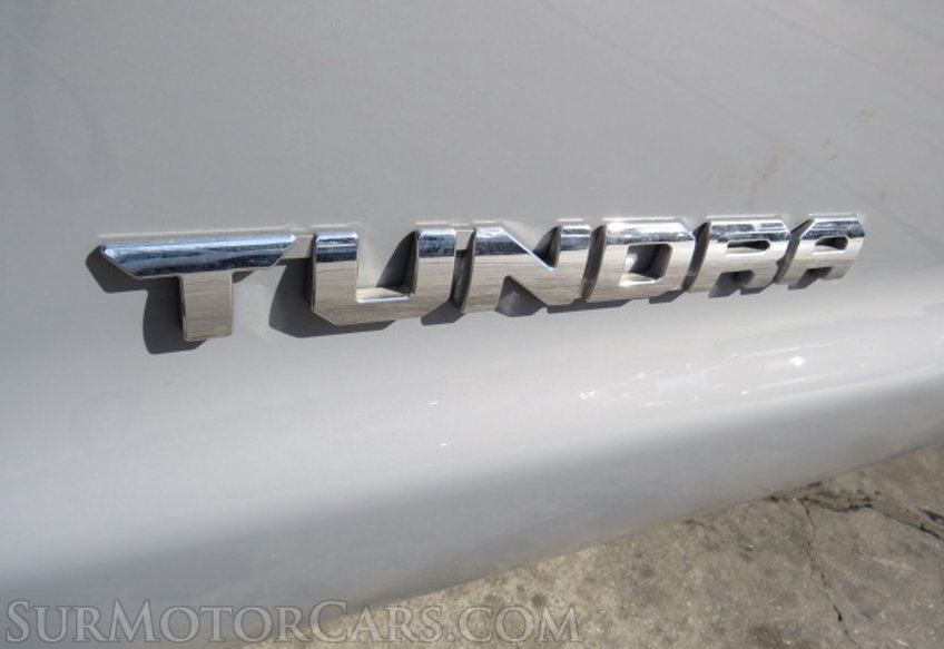 2019 Toyota Tundra - Image 16