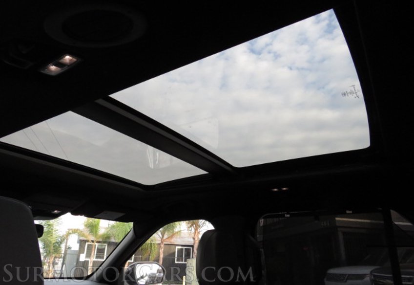 2020 Ford Explorer - Image 44