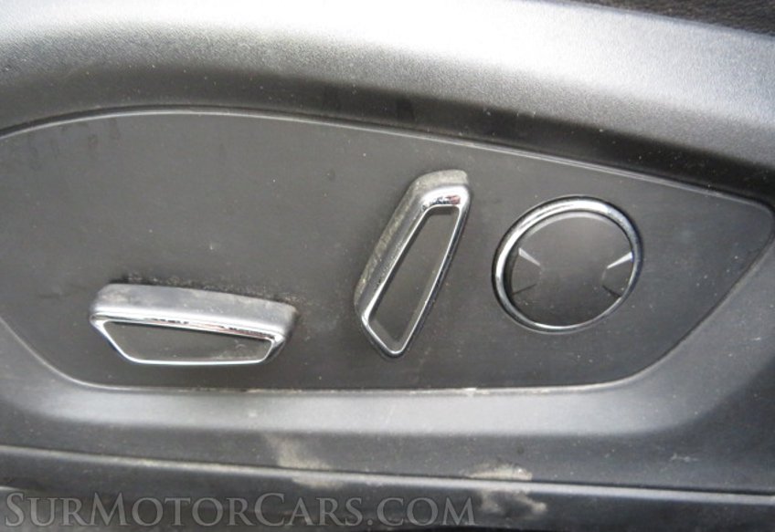 2020 Ford Explorer - Image 40