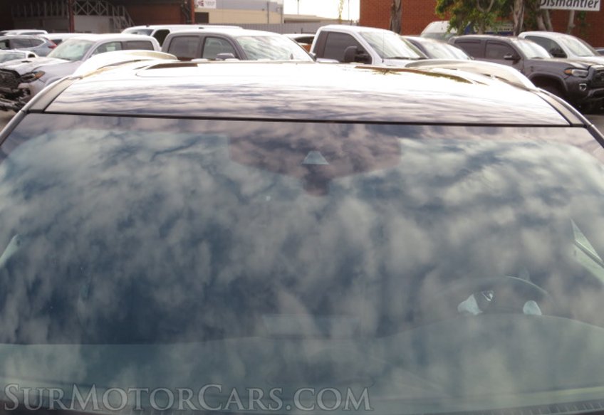 2020 Ford Explorer - Image 16