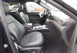 2020 Ford Explorer - Image 30