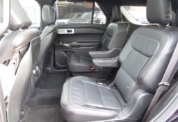 2020 Ford Explorer - Image 32