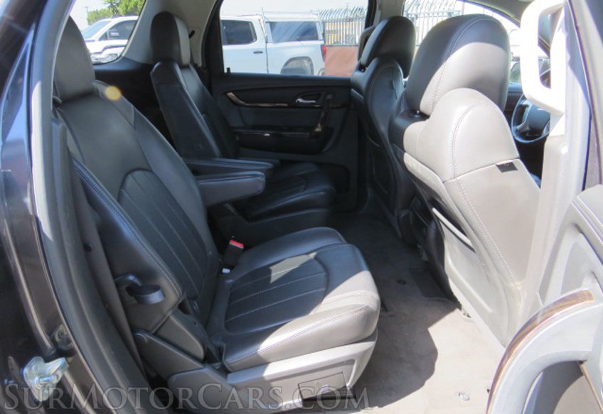 2016 GMC Acadia - Image 32