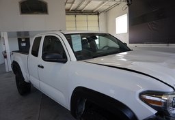 2021 Toyota Tacoma - Image 12