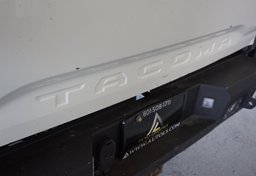 2021 Toyota Tacoma - Image 21