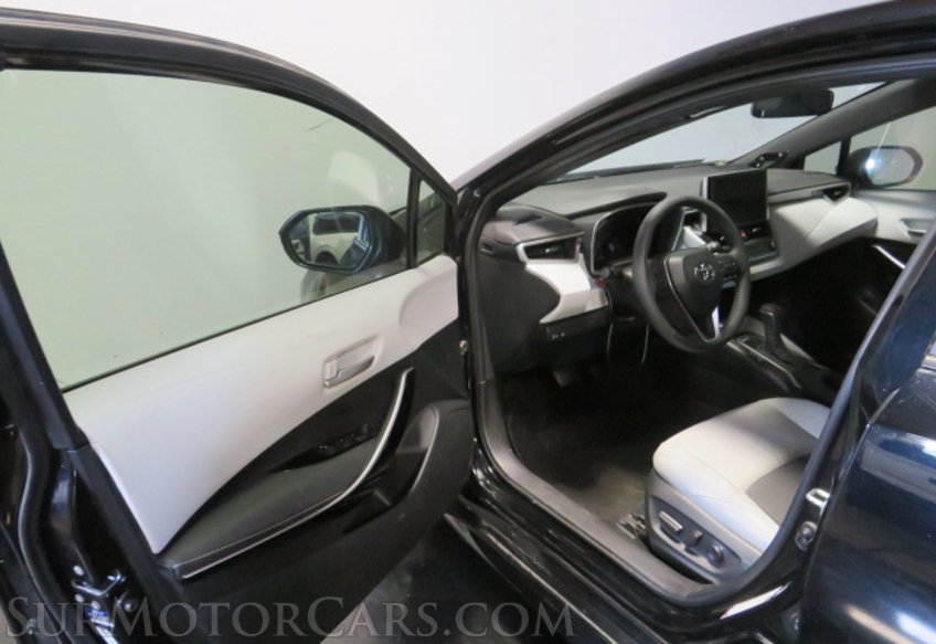 2023 Toyota Corolla Hatchback - Image 20