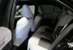 2023 Toyota Corolla Hatchback - Image 30