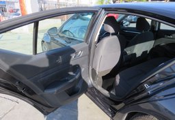 2022 Nissan Altima - Image 22