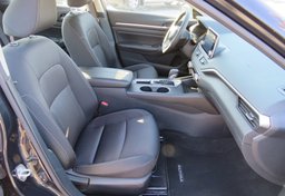 2022 Nissan Altima - Image 27