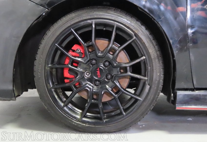 2020 Toyota Camry TRD - Image 17