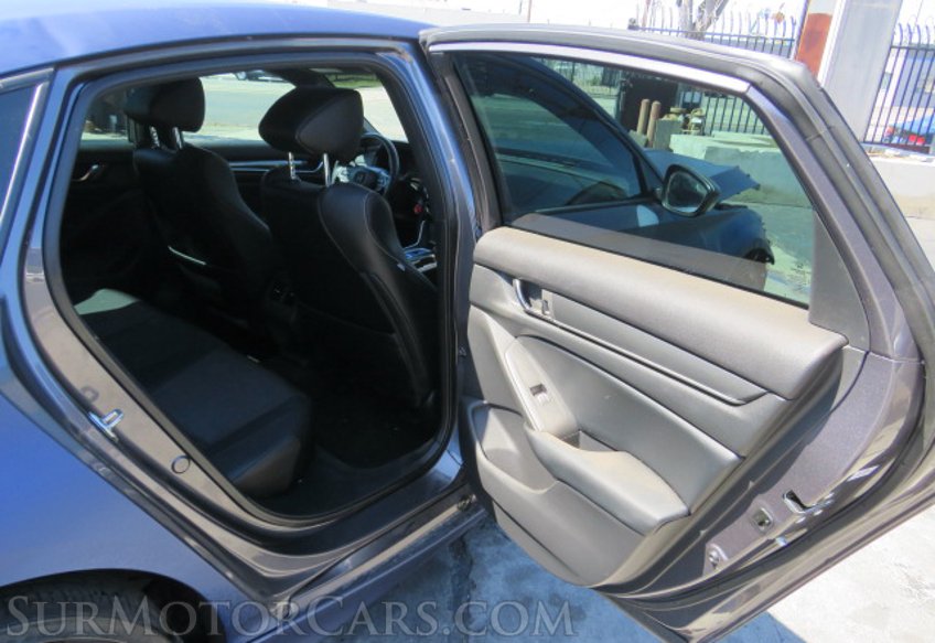 2018 Honda Accord Sedan - Image 24