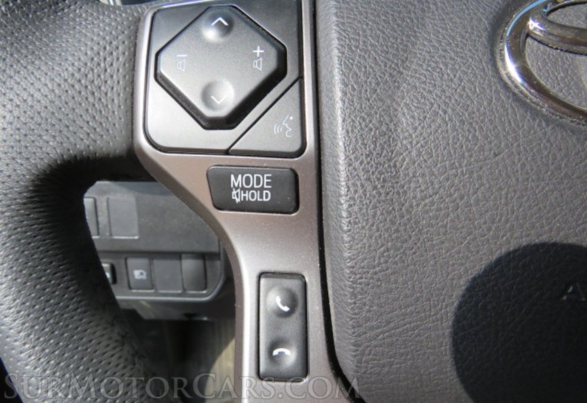 2021 Toyota Tacoma 4WD - Image 31