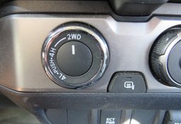 2021 Toyota Tacoma 4WD - Image 38